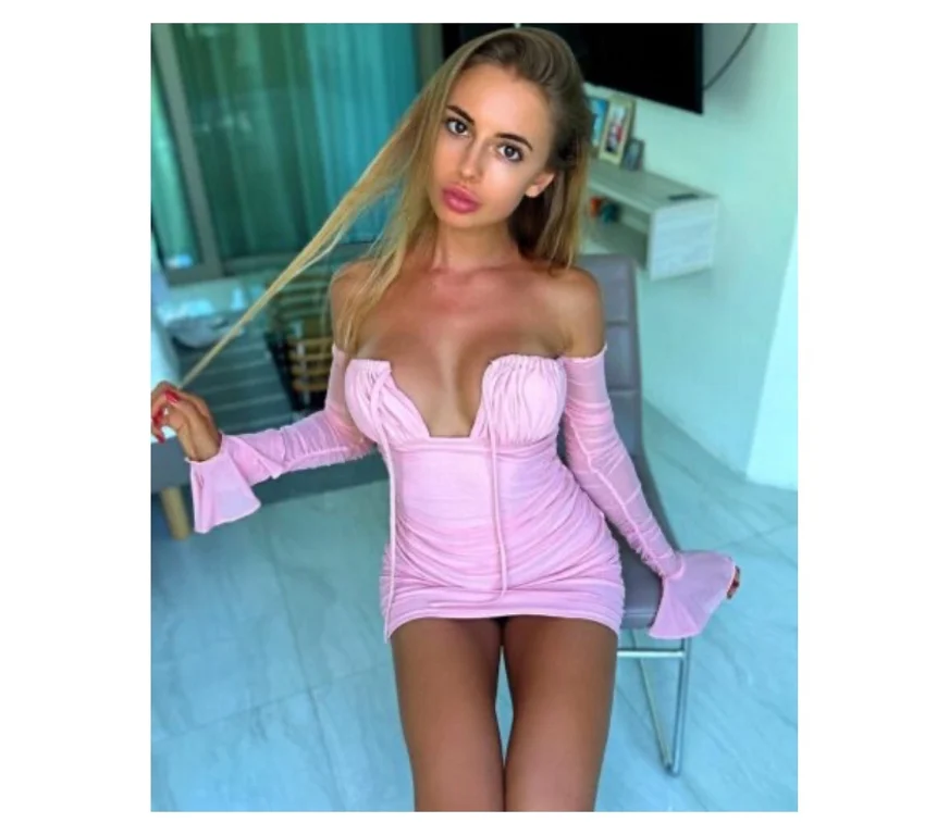 JULIA slim body party available NO DEPOSIT